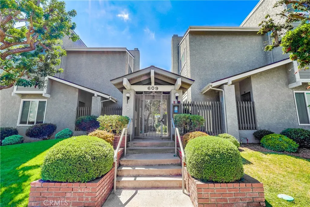 609 Meyer Lane 11, Redondo Beach, California 90278 home-pic-70